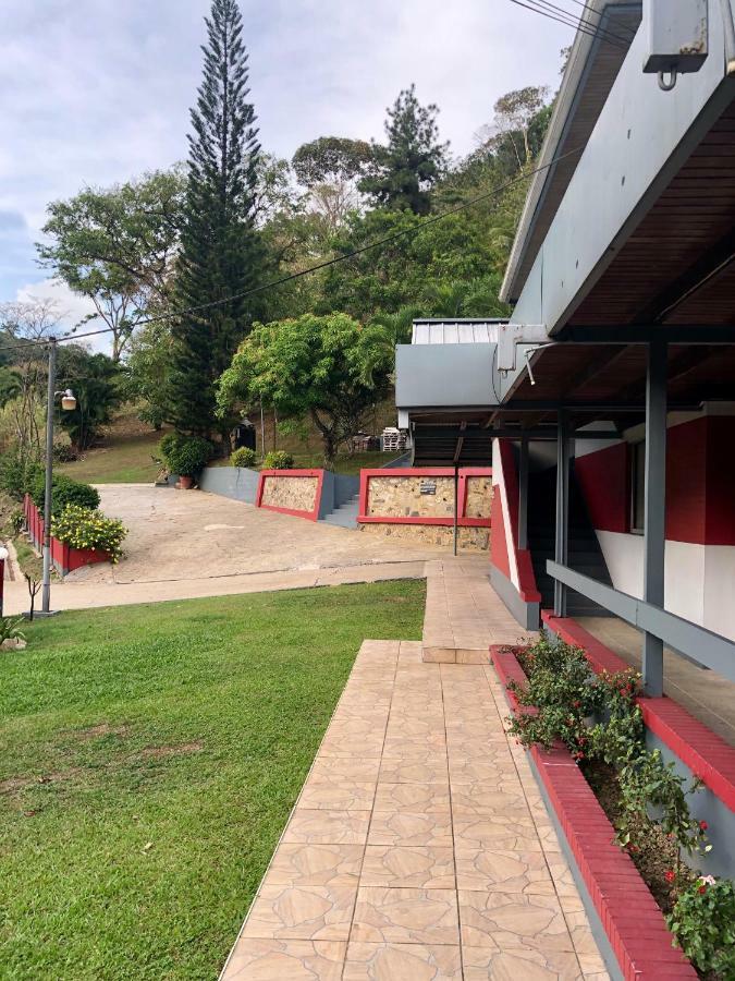 Monique'S Guest House Maraval Εξωτερικό φωτογραφία